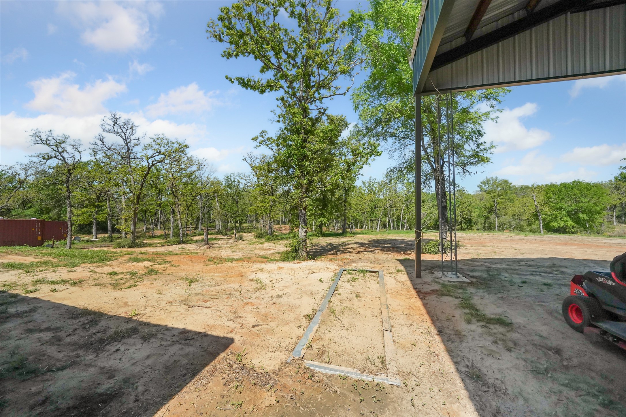 4924 County Road 4263 Marquez, TX 77865 - Photo 42 of 50 a view of a backyard of a house