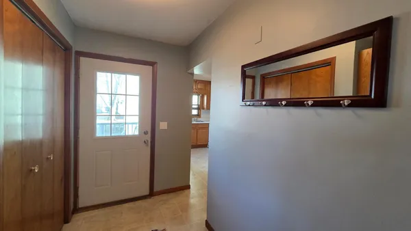 $135,000 | 511 1st Street West, Lakefield, MN 56150