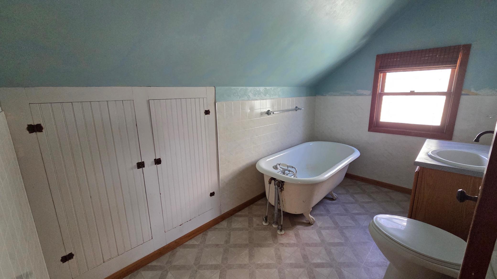 511 1st Street West Lakefield, MN 56150 - Photo 25 of 31
