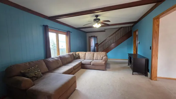 $135,000 | 511 1st Street West, Lakefield, MN 56150