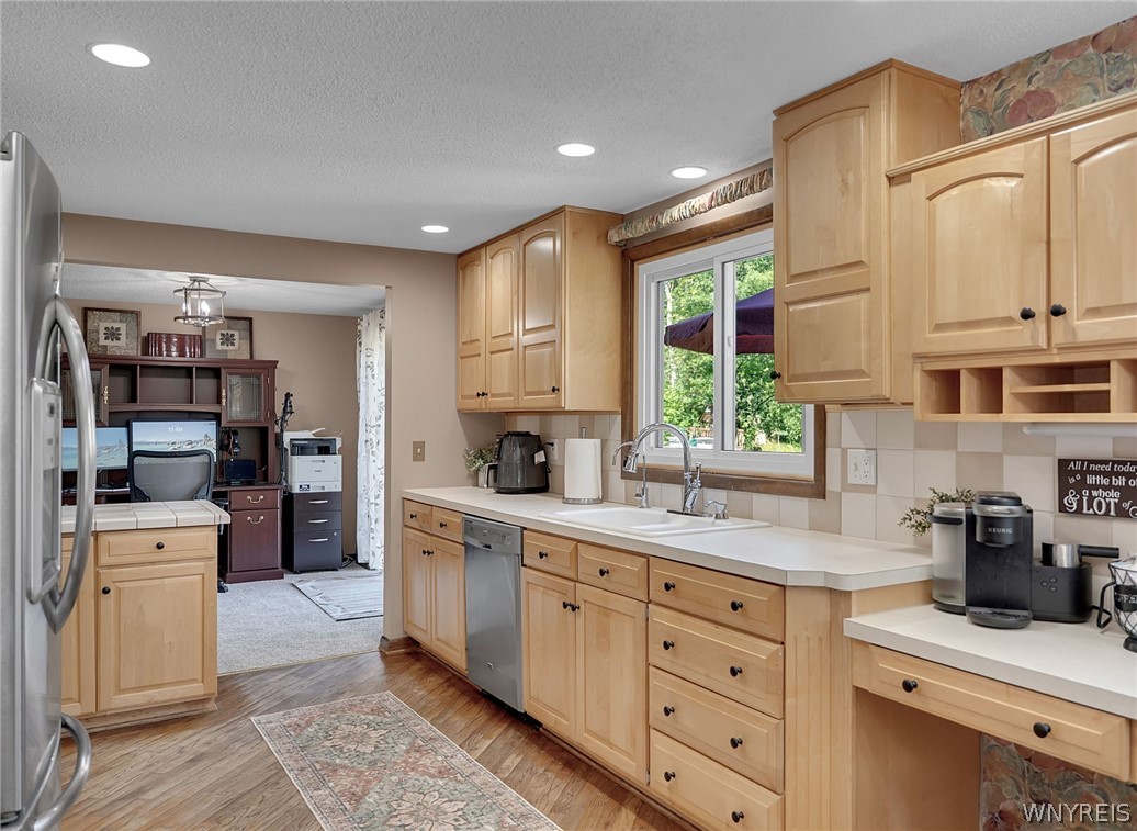 159 Little Robin Road Amherst, NY 14228 - Photo 12 of 44 Gallery Image 12