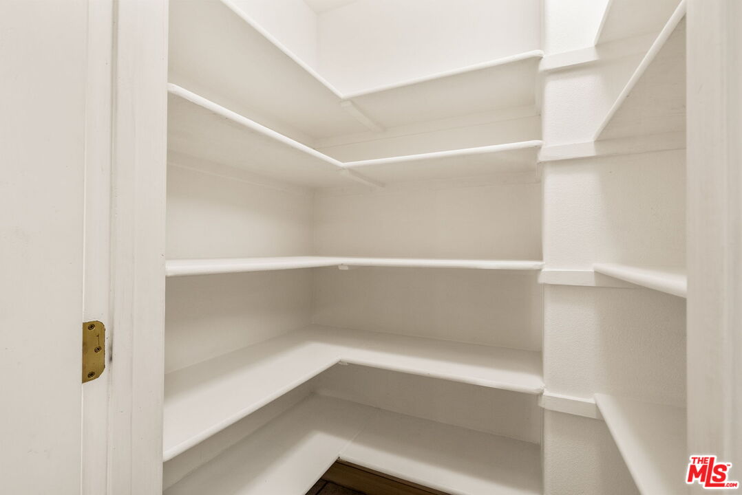 21925 Belshire Avenue, Unit 7 Hawaiian Gardens, CA 90716 - Photo 11 of 56