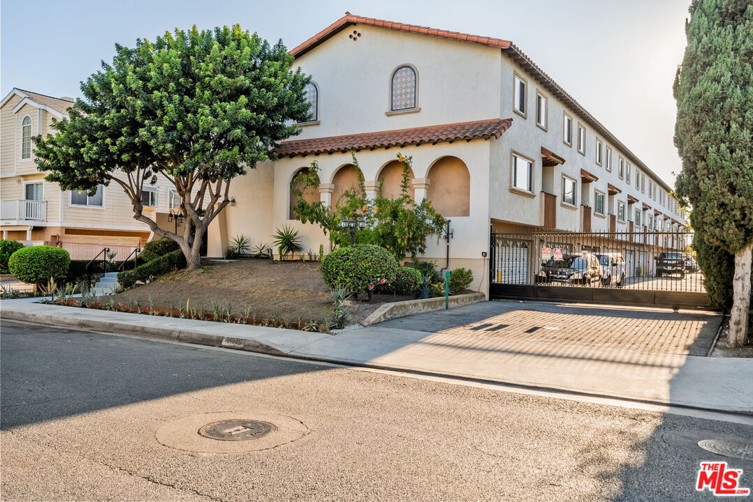 21925 Belshire Avenue, Unit 7 Hawaiian Gardens, CA 90716 - Photo 4 of 56