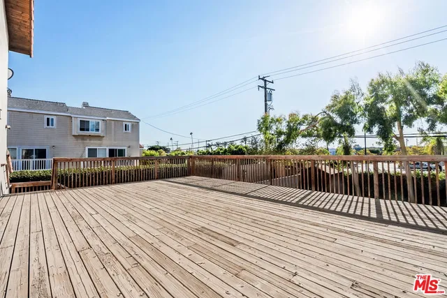 $659,000 | 21925 Belshire Avenue, Unit 7, Hawaiian Gardens, CA 90716