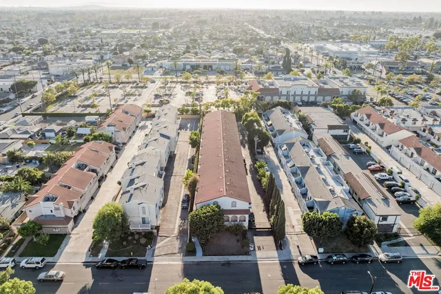 $659,000 | 21925 Belshire Avenue, Unit 7, Hawaiian Gardens, CA 90716