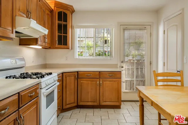 $659,000 | 21925 Belshire Avenue, Unit 7, Hawaiian Gardens, CA 90716