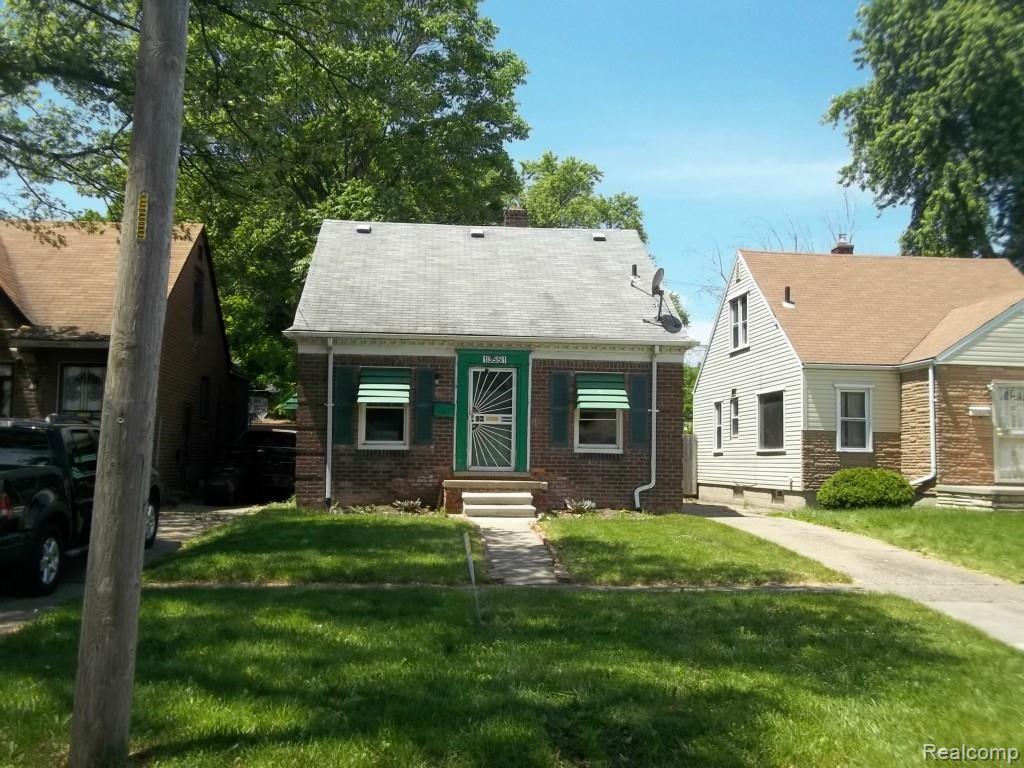 13551 Ashton Road Detroit, MI 48223 - Photo 1 of 8 100_1462.jpg