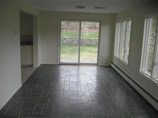 31 Lockeland Road Winchester, MA 01890 - Photo 17 of 29 Gallery Image 17