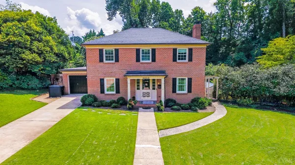 $650,000 | 3853 Peakland Place, Lynchburg, VA 24503