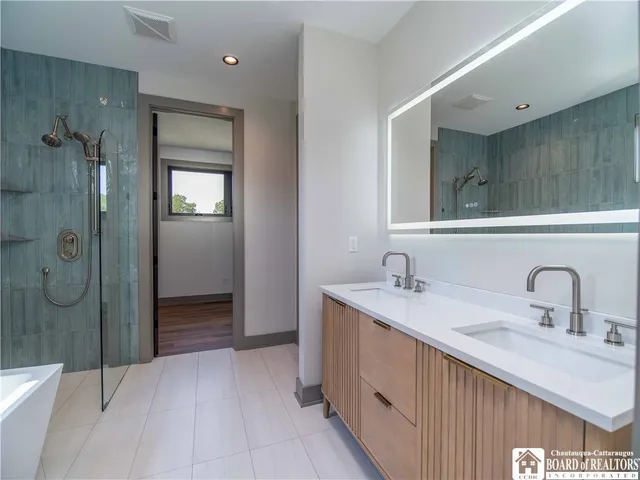 $529,000 | 3034 Mandolin Rdg Way, Chautauqua, NY 14757