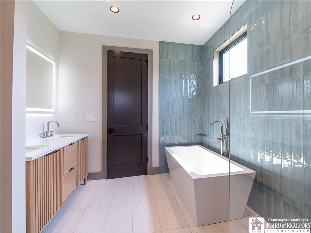 3034 Mandolin Rdg Way Chautauqua, NY 14757 - Photo 17 of 31 This en-suite will not disappoint!