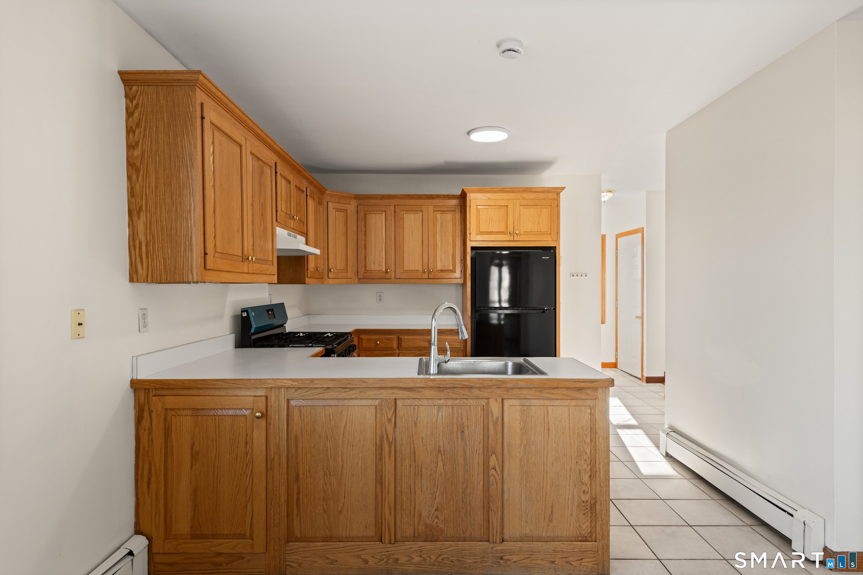 275 Jennings Road, Unit 2 Fairfield, CT 06825 - Photo 7 of 17