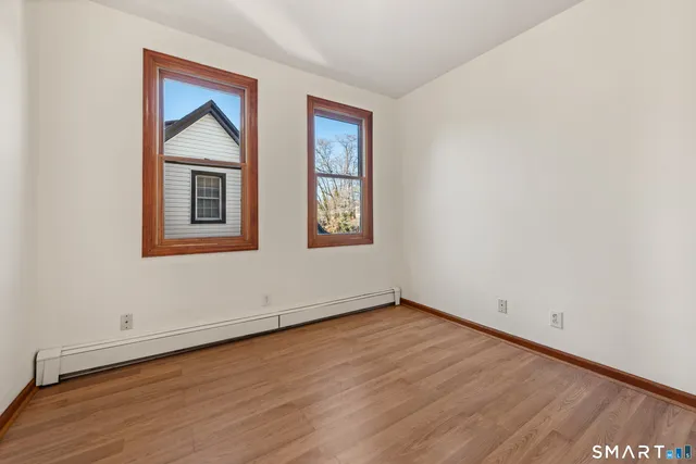 $3,300 | 275 Jennings Road, Unit 2, Fairfield, CT 06825