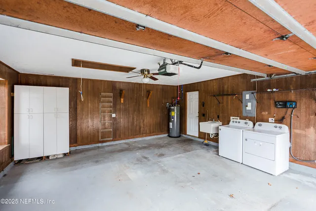 a view of a storage & utility room