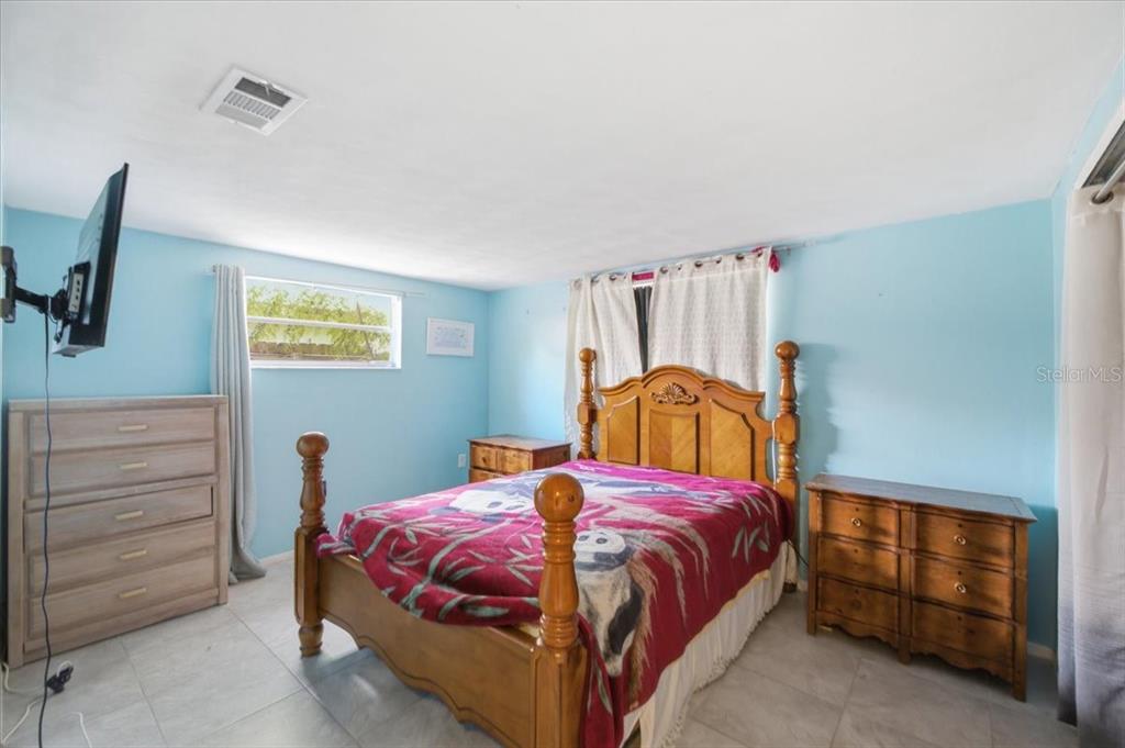 6037 Moog Road New Port Richey, FL 34653 - Photo 16 of 23 Gallery Image 16
