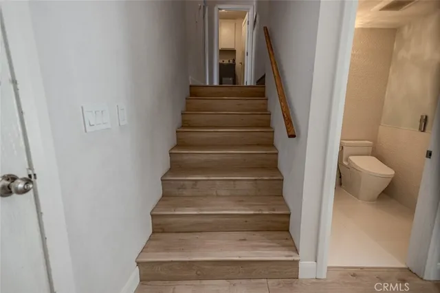 $825,000 | 10831 Roycroft Street, Unit 18, Sun Valley, CA 91352