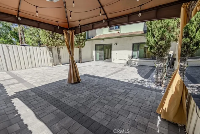 $825,000 | 10831 Roycroft Street, Unit 18, Sun Valley, CA 91352