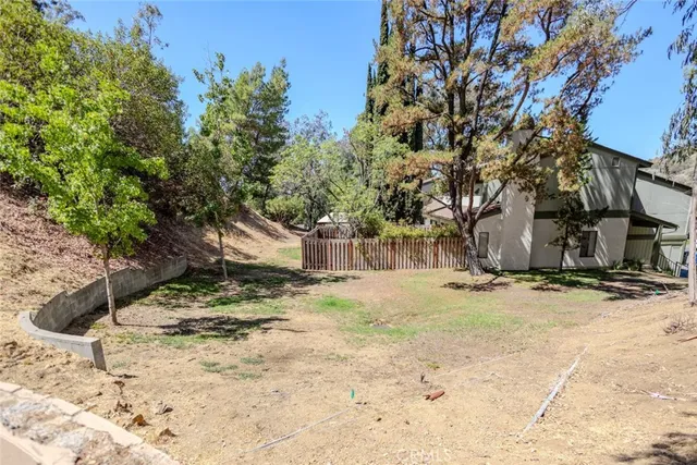 $825,000 | 10831 Roycroft Street, Unit 18, Sun Valley, CA 91352