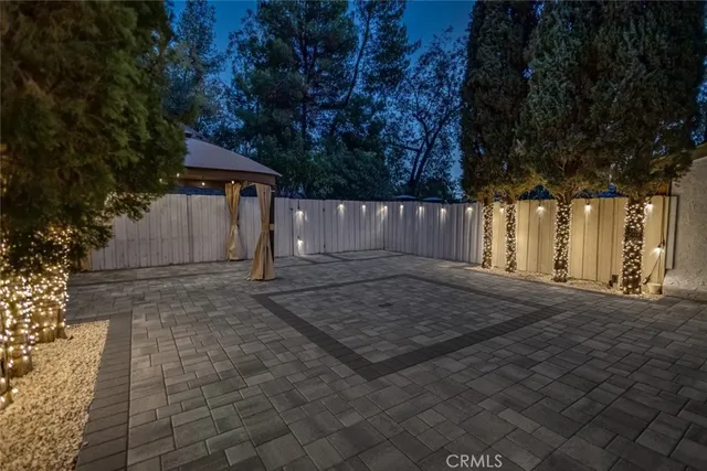 $825,000 | 10831 Roycroft Street, Unit 18, Sun Valley, CA 91352