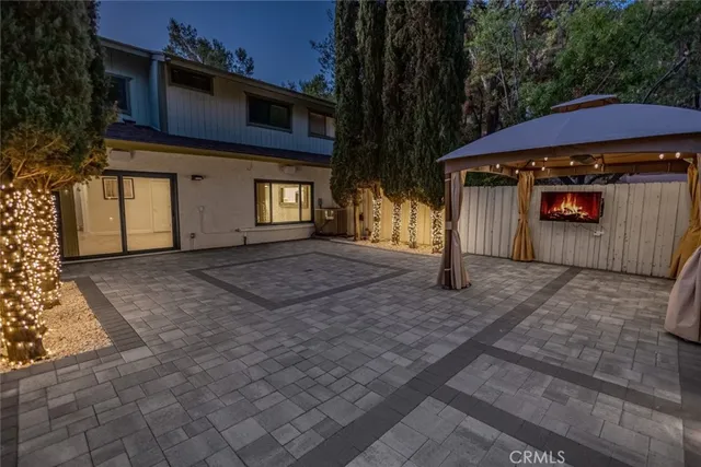 $825,000 | 10831 Roycroft Street, Unit 18, Sun Valley, CA 91352