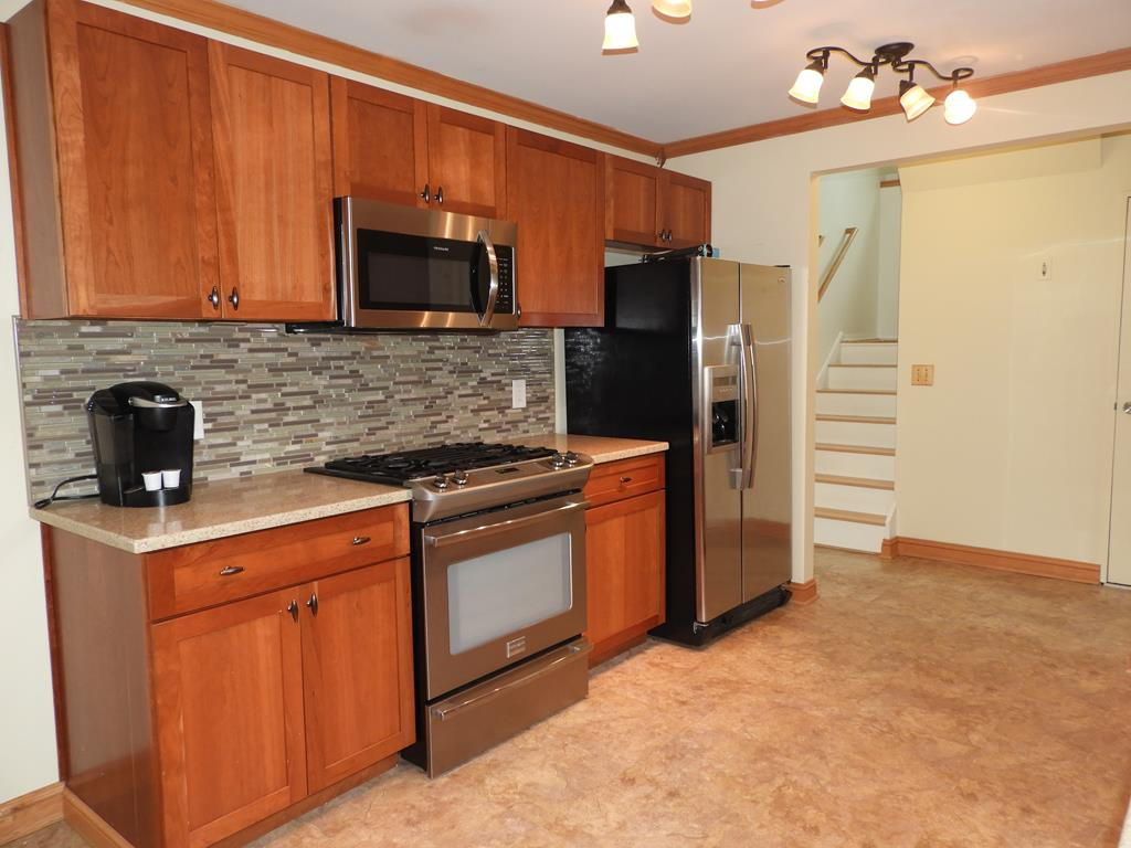 121 Maine Road Plattsburgh, NY 12903 - Photo 9 of 28 Gallery Image 9