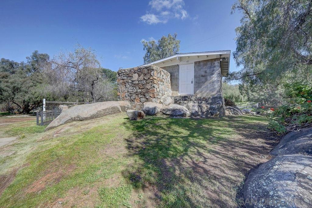 1540 Alpine Terrace Road Alpine, CA 91901 - Photo 5 of 22