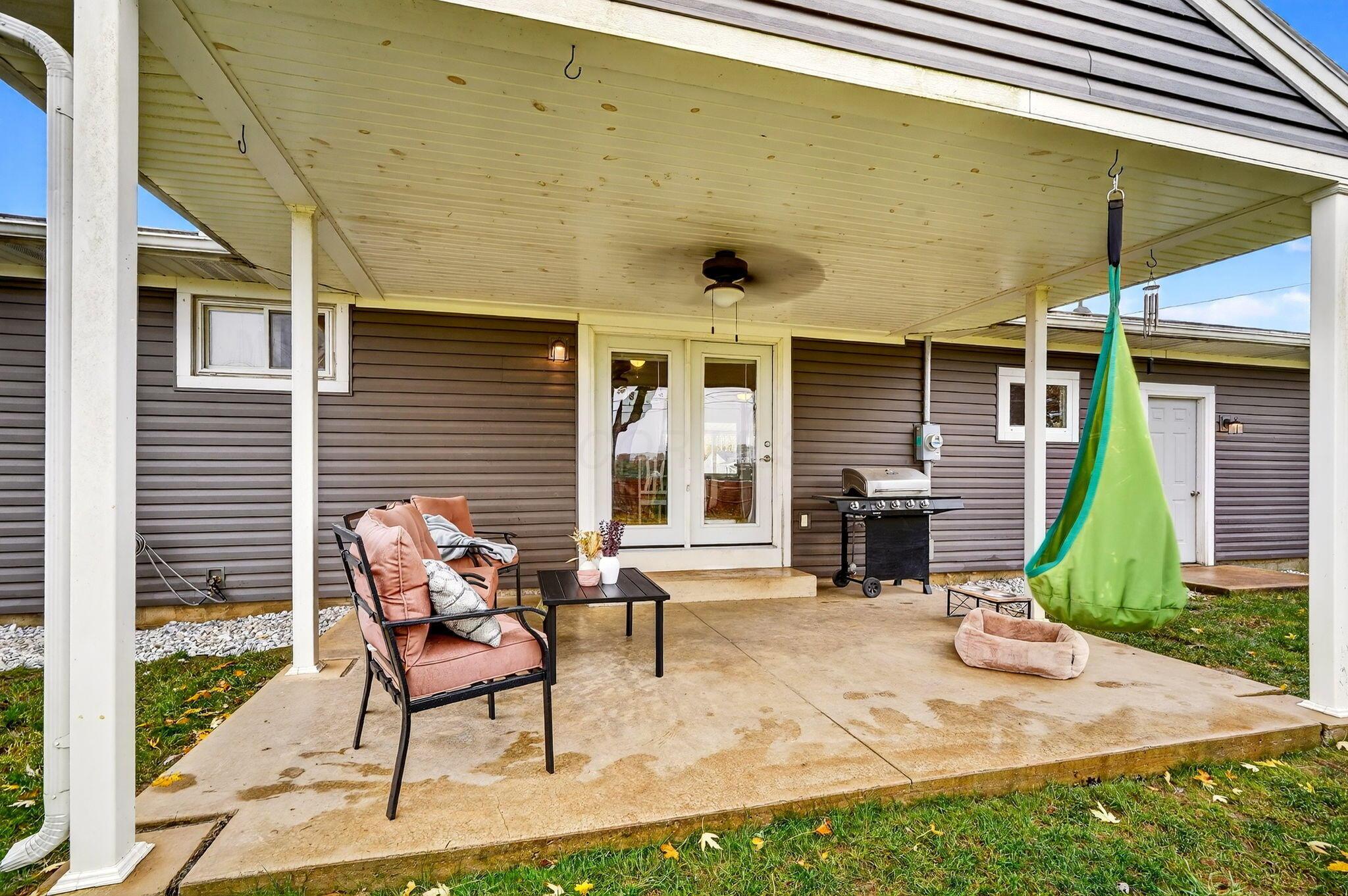 270 Edwards Road Circleville, OH 43113 - Photo 30 of 44 Covered Patio