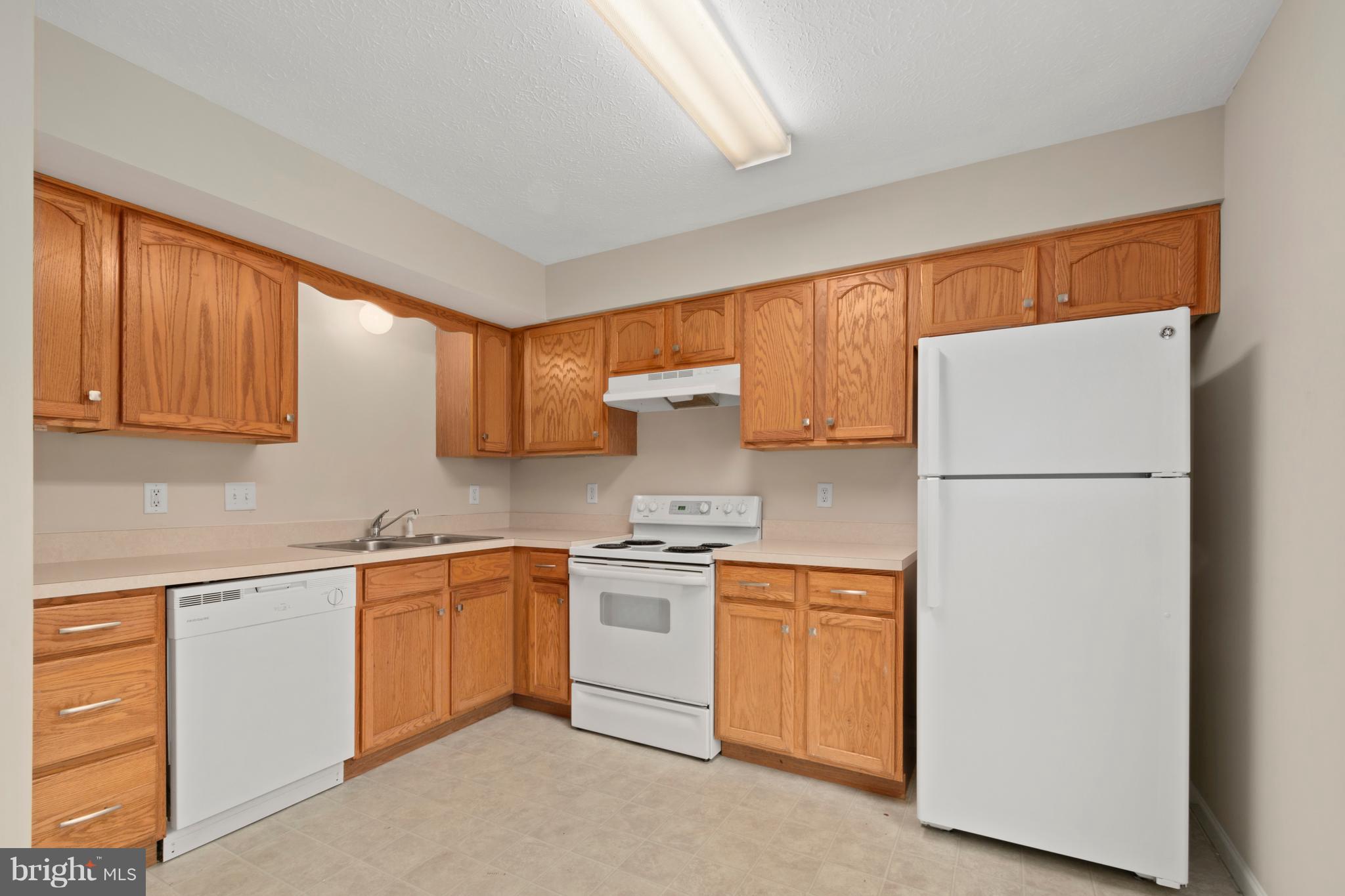 418 Ridgefield Avenue Stephens City, VA 22655 - Photo 3 of 7