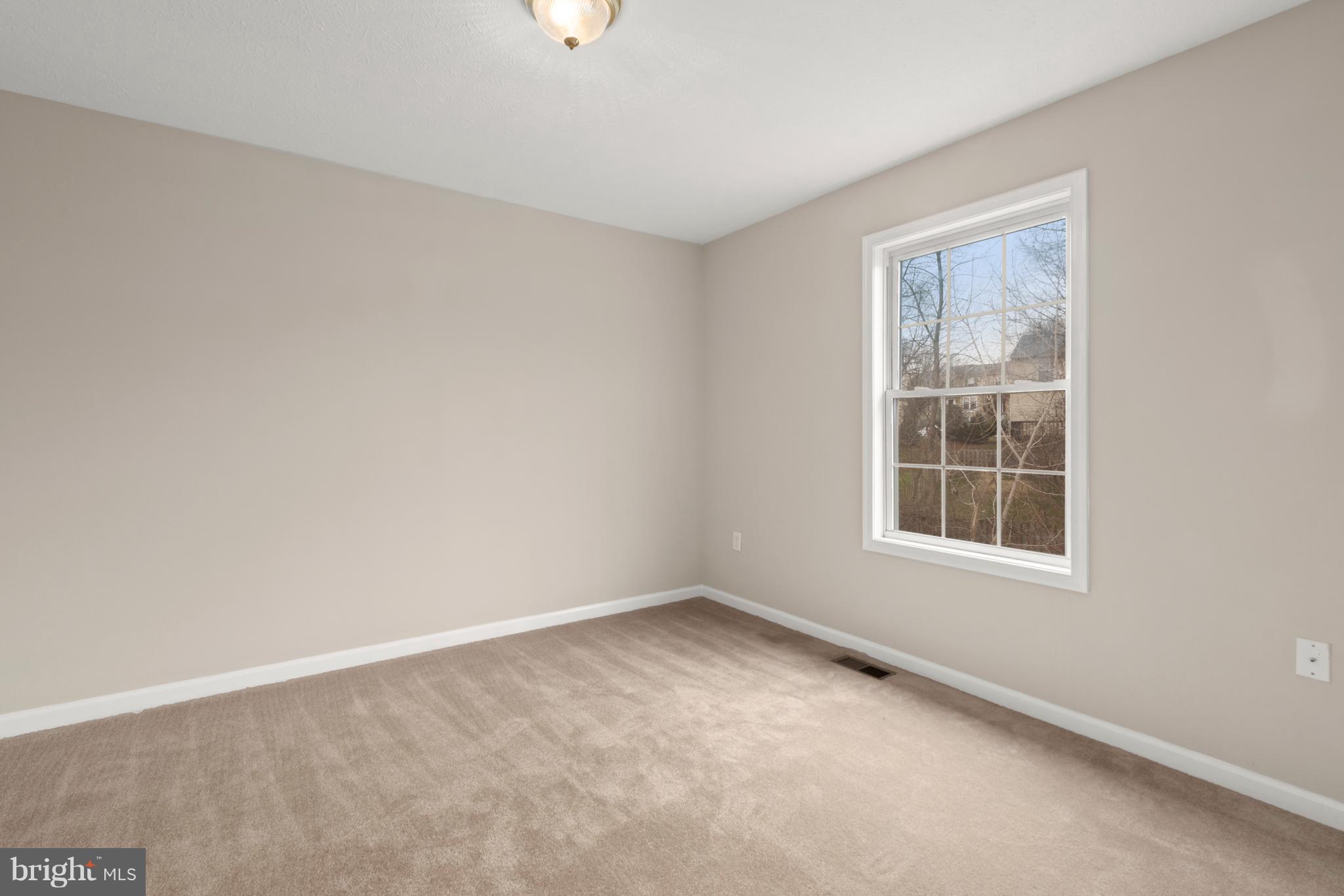 418 Ridgefield Avenue Stephens City, VA 22655 - Photo 6 of 7