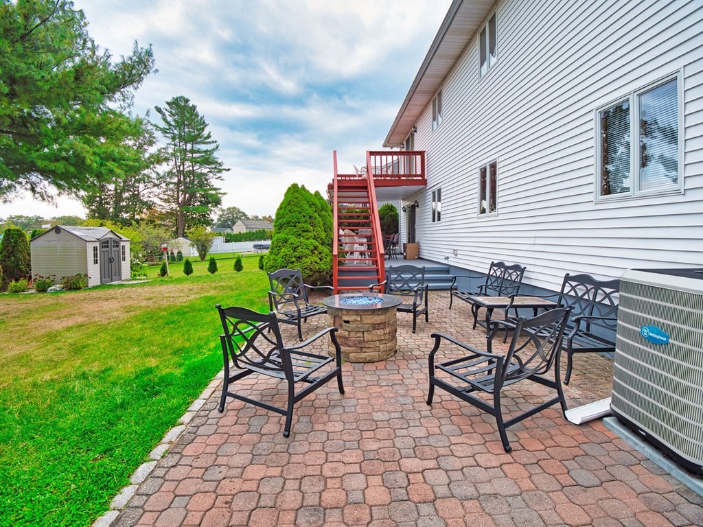 780 Jefferson Street Fall River, MA 02721 - Photo 7 of 42