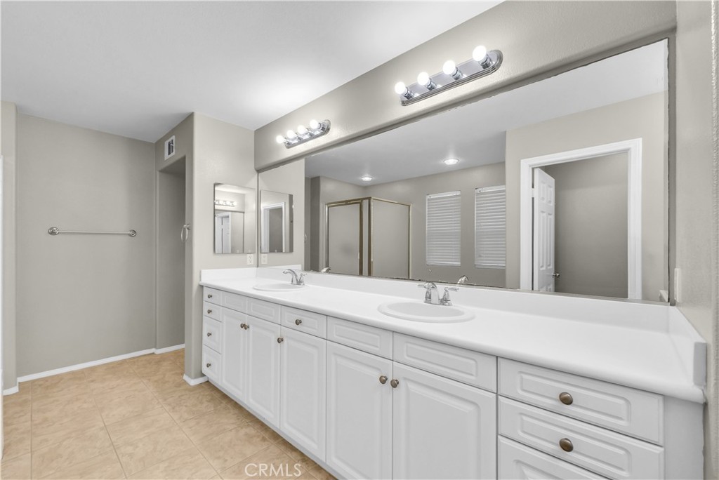 14 Conservatory Drive Ladera Ranch, CA 92694 - Photo 20 of 27