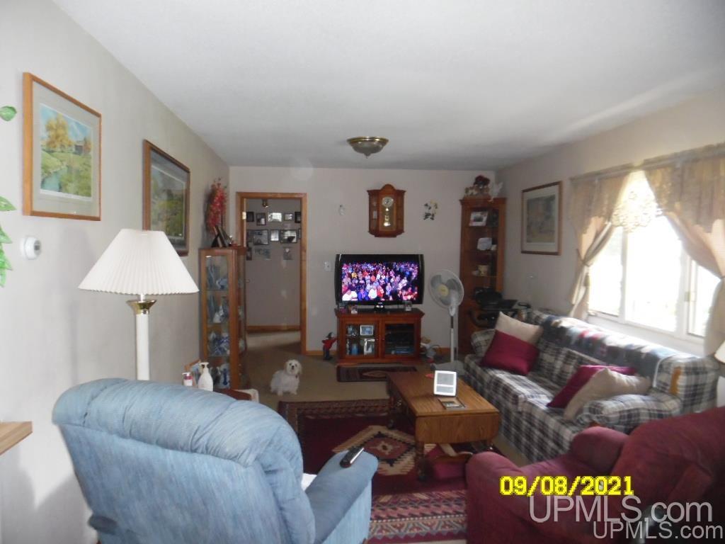 9689 Co Road Rapid River, MI 49878 - Photo 7 of 27
