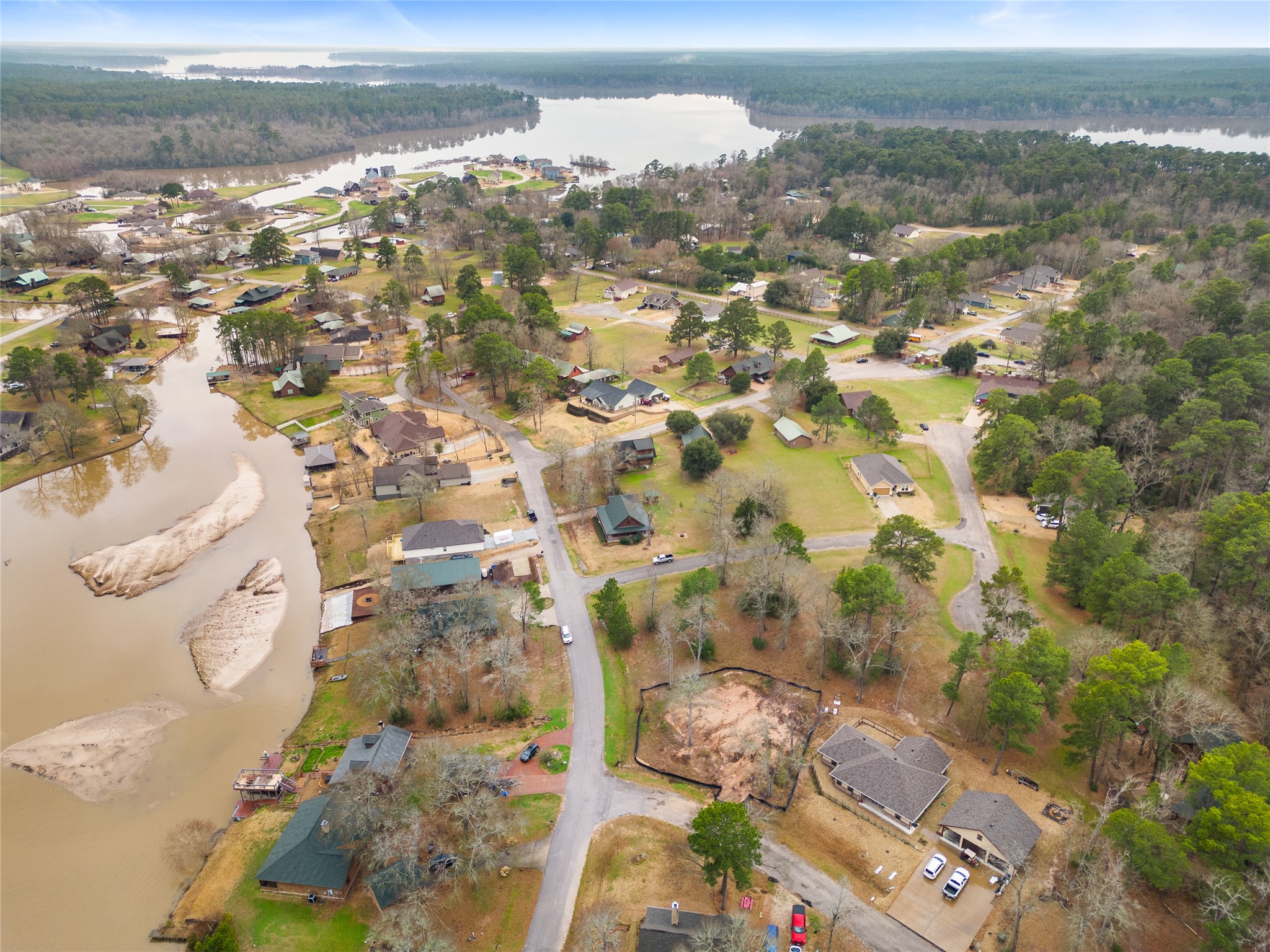 1 Hillside Court Huntsville, TX 77340 - Photo 3 of 12 view of city and mountain