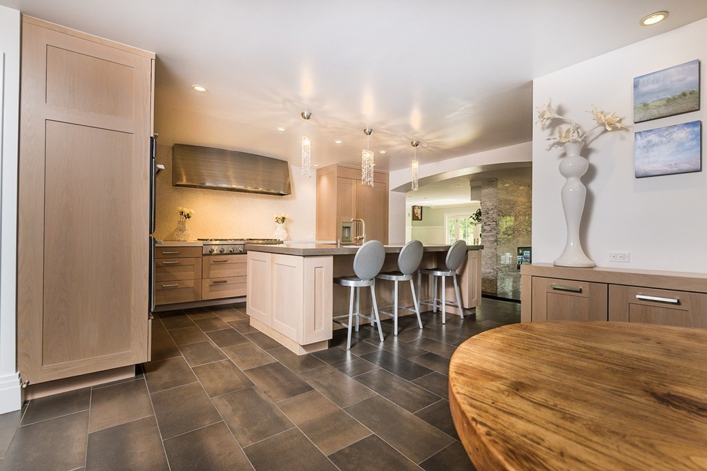 22 Edmunds Road Wellesley, MA 02481 - Photo 8 of 28