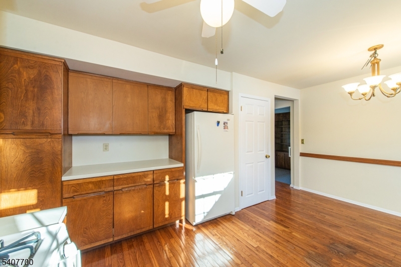 3 Maple Court East Hanover, NJ 07936 - Photo 16 of 27