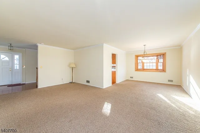 $850,000 | 3 Maple Court, East Hanover, NJ 07936