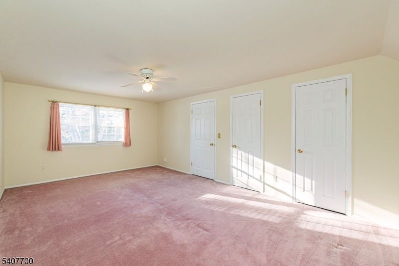 3 Maple Court East Hanover, NJ 07936 - Photo 22 of 27