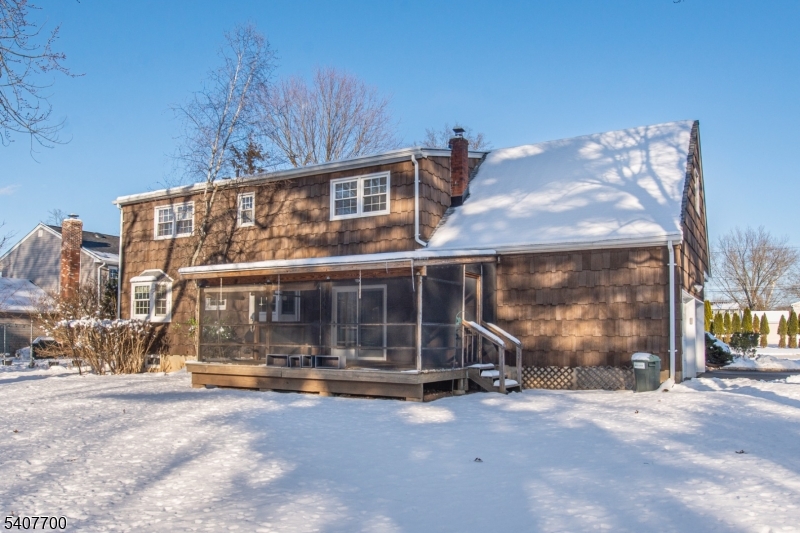 3 Maple Court East Hanover, NJ 07936 - Photo 4 of 27