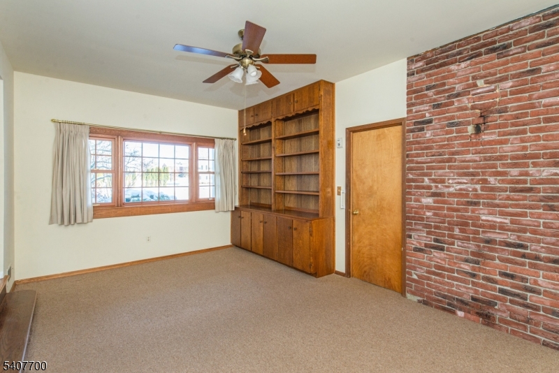 3 Maple Court East Hanover, NJ 07936 - Photo 7 of 27