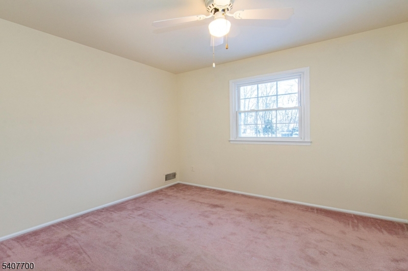 3 Maple Court East Hanover, NJ 07936 - Photo 9 of 27