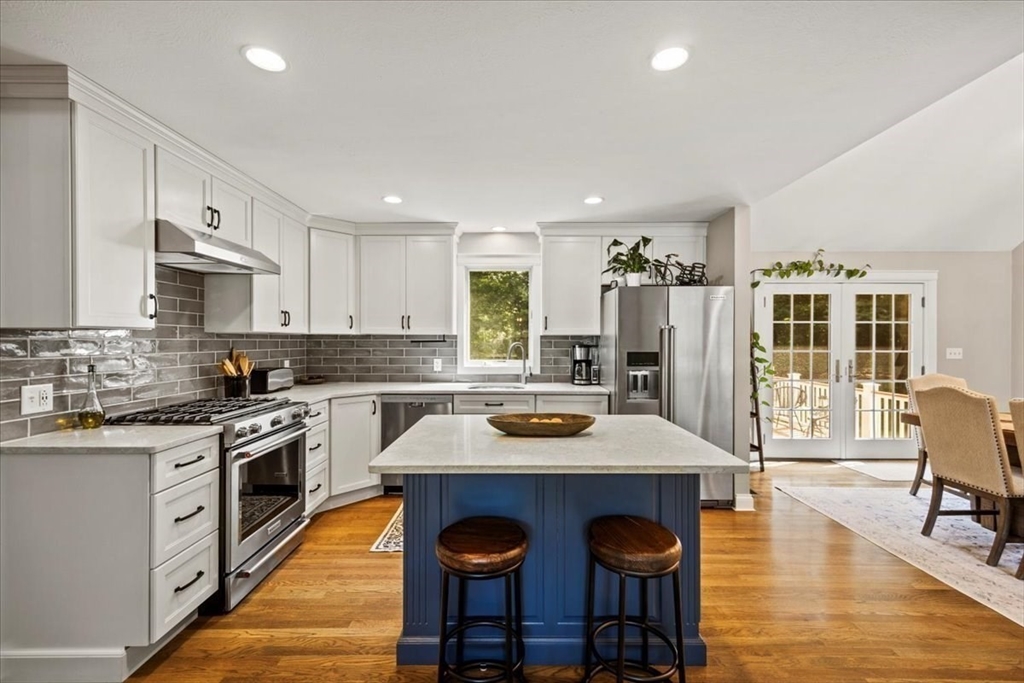 51 Orchard Avenue Hanson, MA 02341 - Photo 4 of 42