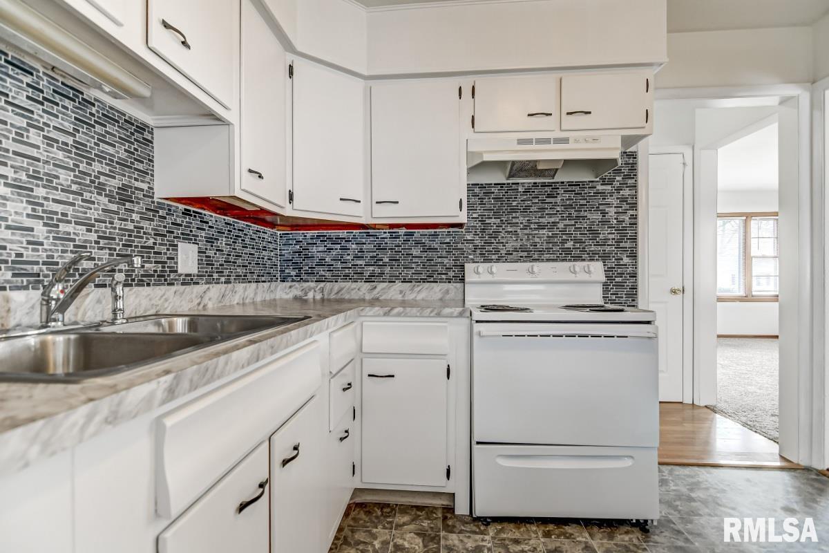 1617 North 19th Street Springfield, IL 62702 - Photo 9 of 36