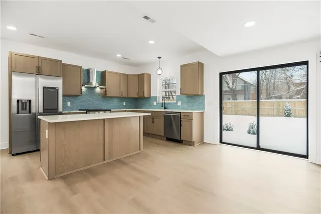 $525,000 | 1327 New Jersey Street, Lawrence, KS 66044