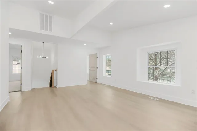 $525,000 | 1327 New Jersey Street, Lawrence, KS 66044