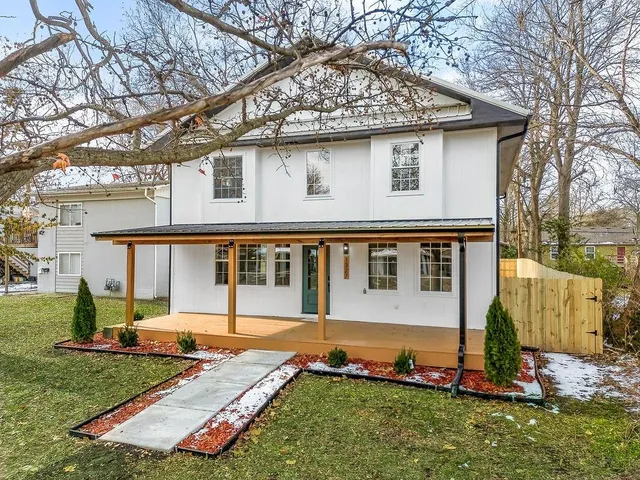 $525,000 | 1327 New Jersey Street, Lawrence, KS 66044