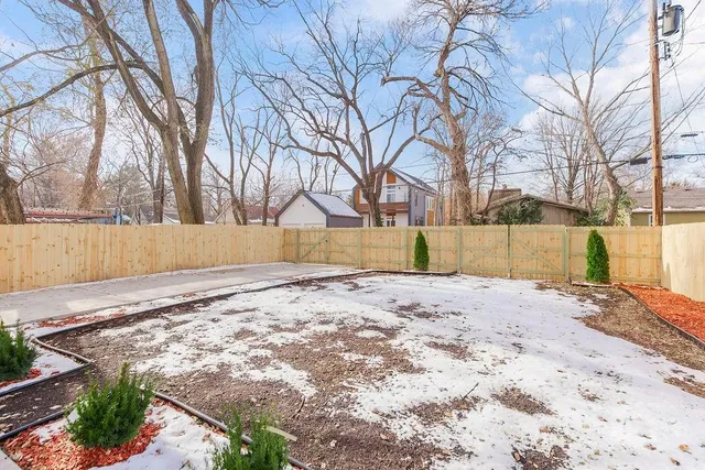 $525,000 | 1327 New Jersey Street, Lawrence, KS 66044