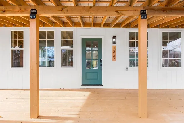 $525,000 | 1327 New Jersey Street, Lawrence, KS 66044