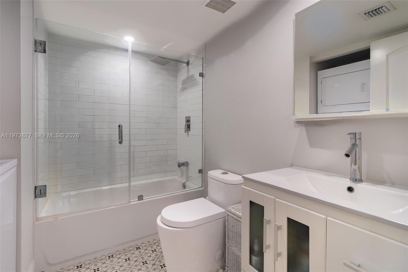 520 Brickell Key Drive, Unit A1007 Miami, FL 33131 - Photo 14 of 25