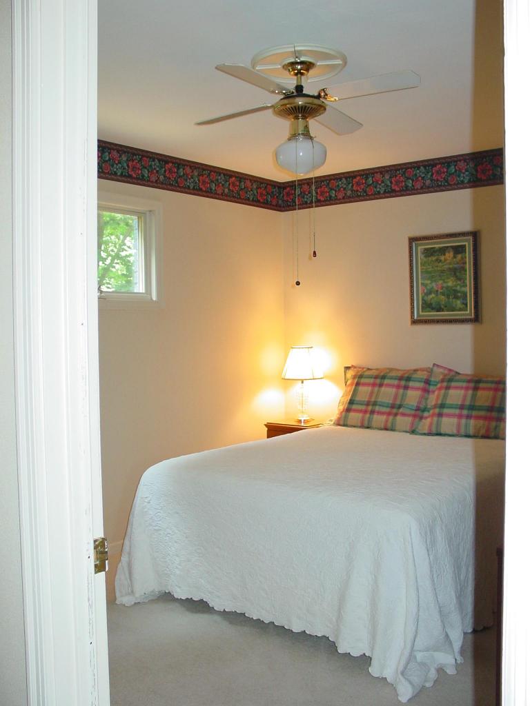 945 West Point Road Salem, VA 24153 - Photo 6 of 14 Bedroom