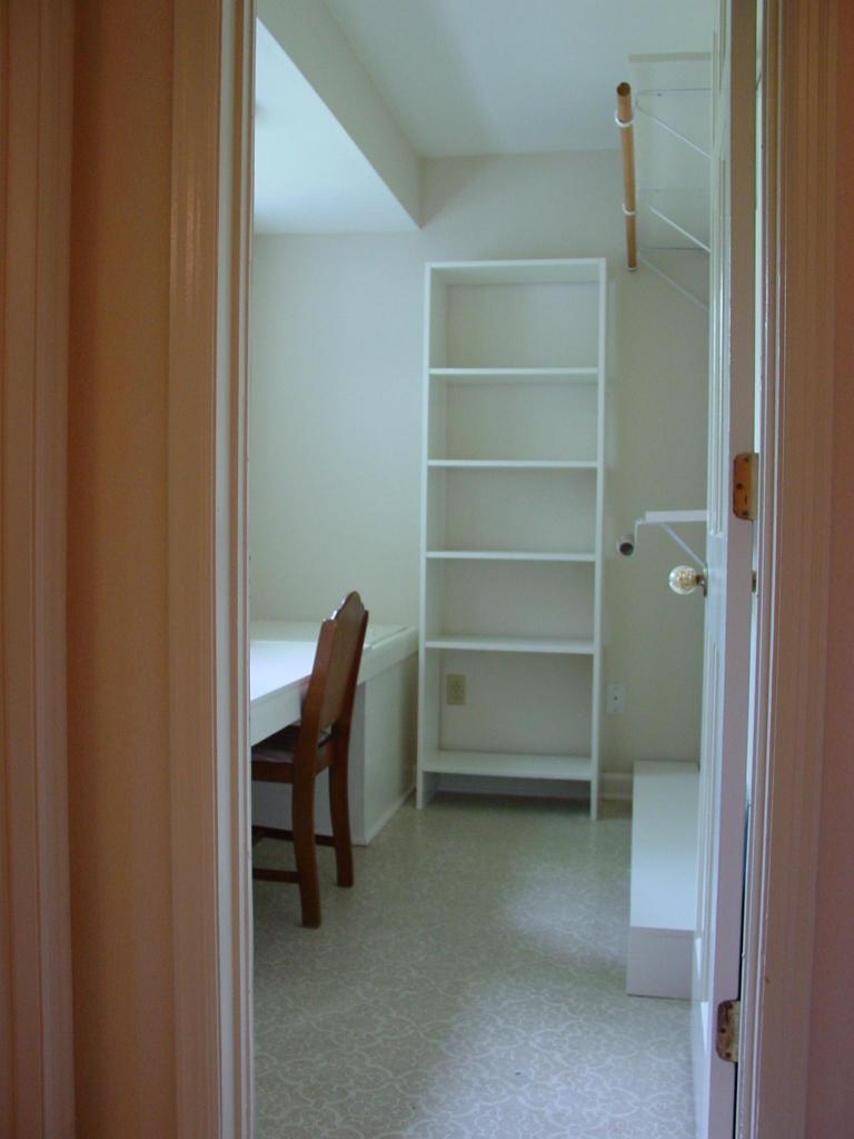 945 West Point Road Salem, VA 24153 - Photo 7 of 14 Closet